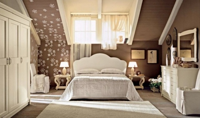 mädchenzimmer-dachschräge-wände-braun-beige-streichen-polsterbett