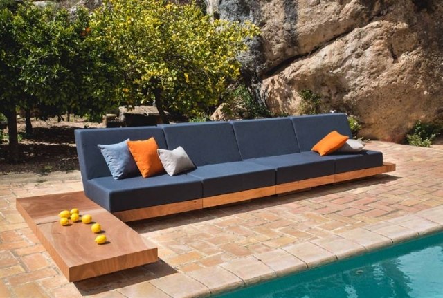 poolterrasse-einrichten-wasserfeste-outdoor-möbel-sofa-modular-oi-side