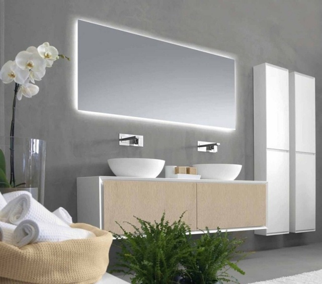 rechteckiger-design-badspiegel-indirekter-beleuchtung-2HD-RIFRA