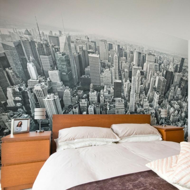 wanddeko für schlafzimmer fototapete new york skyline bett holz