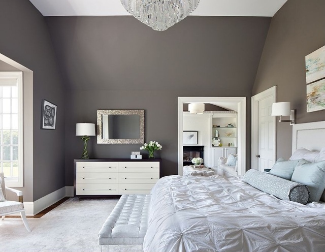 wandfarben-schlafzimmer-ideen-grau-nuancen-weiß-teppichboden-mobiliar