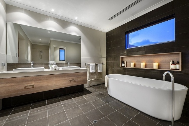 37 Wohnideen für Badezimmer: schlicht heißt modern