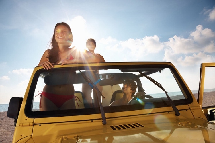 Auto gelbe Farbe Folie statt Lack Ideen