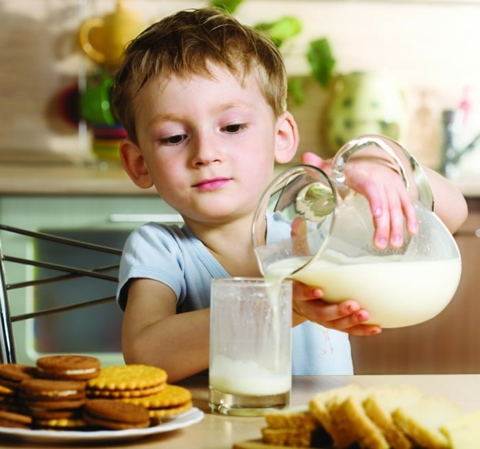 Lebensmittel Milch gesundes Essen Kinder