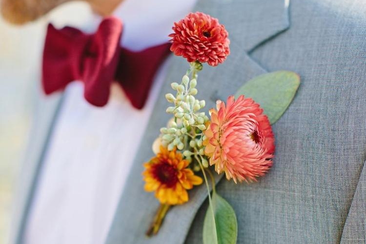 Ansteckblume zur Hochzeit