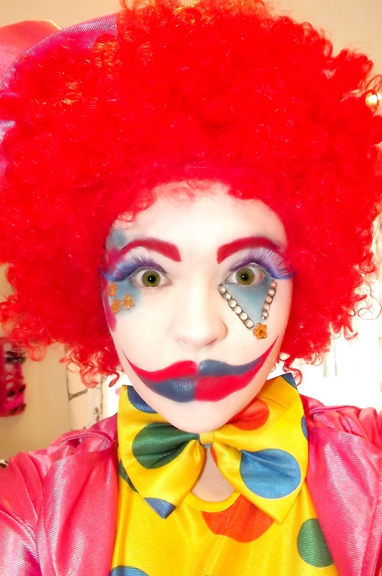 Clown schminken