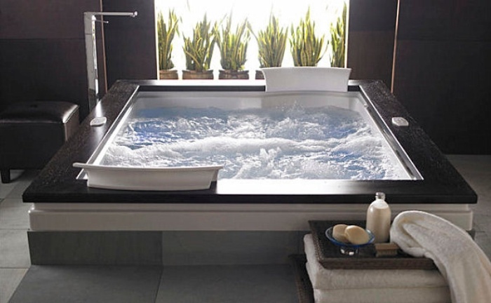 Fuzion-Elegante-whirlpool-badewanne-mit-hölzernem-rand-platz-für-zwei