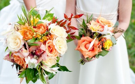 Herbst Brautstrauß Ideen frische Schnittblumen Früchte arrangieren