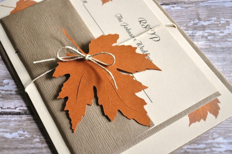 Herbst Hochzeit Ideen Herbstblätter kleben