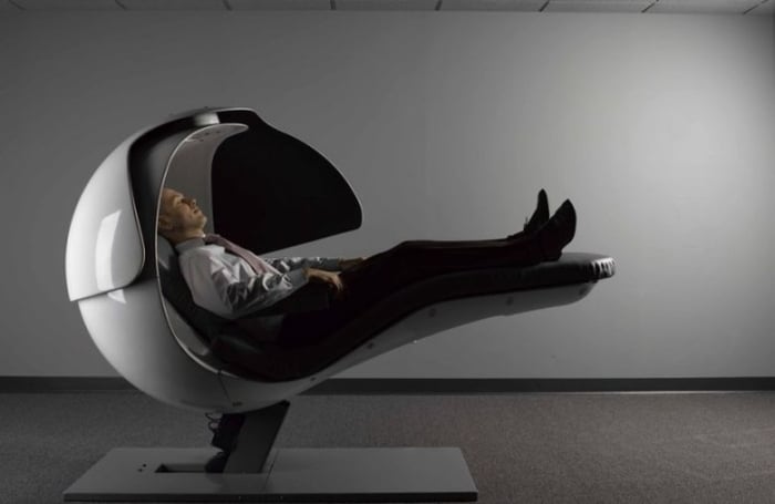 MetroNaps-EnergyPod-ergonomischer-relaxsessel-bietet-privatsphäre-Entspannung