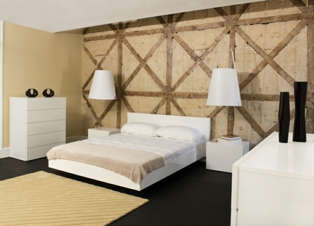 Kingsize Bett weißer Rahmen Pendelleuchten Teppich