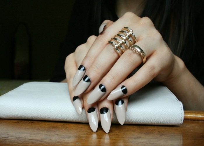 Stiletto Nailart