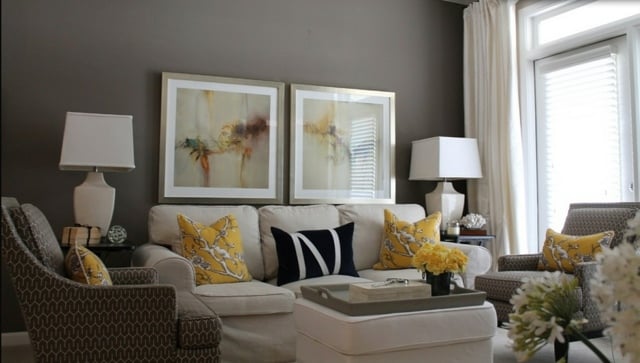 Wandfarbe Grau Sofa Bilder modern zwei Tischlampen