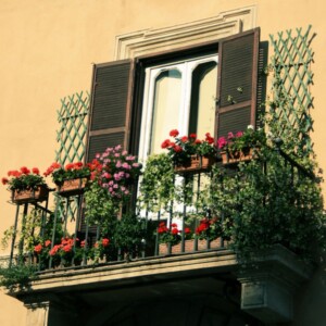 balkonteppich holzboden rasenteppich farbe balkon renovieren