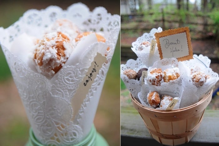 Gastgeschenke zur Hochzeit rustikal-muffins-zierdeckchen