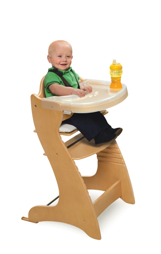 gewölbte-Linien-Kinderstuhl-aus-Holz-mit-Tablett-aus-Plastik