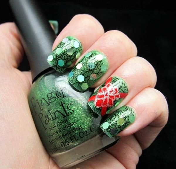 glamouröse-Ideen-Nail-Art-Design-Weihnachten-Pailetten-tannengrün
