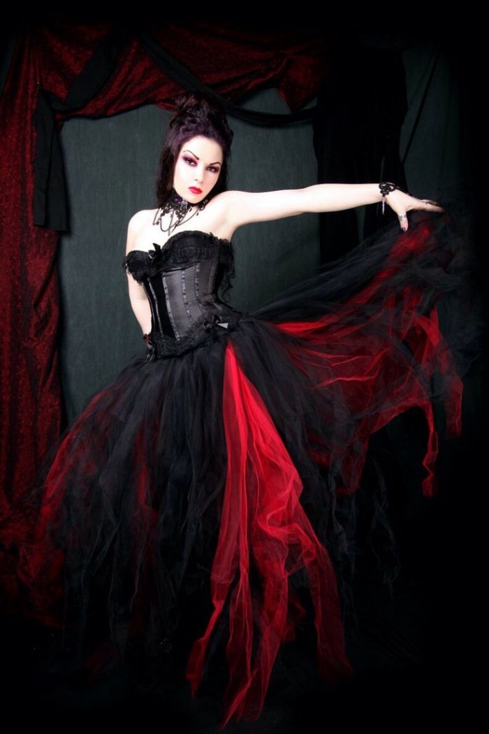gothik-hochzeitskleid-korsett-oberteil-schwarz-rot-vampir-hochzeit-motto