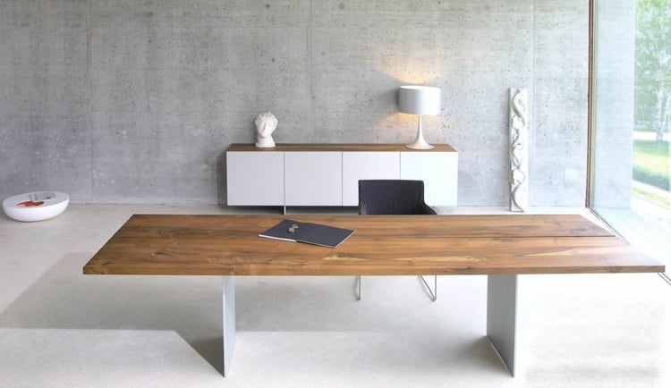 massivholz-esszimmermöbel modern-tix-mobimex-beton-wand-sideboard