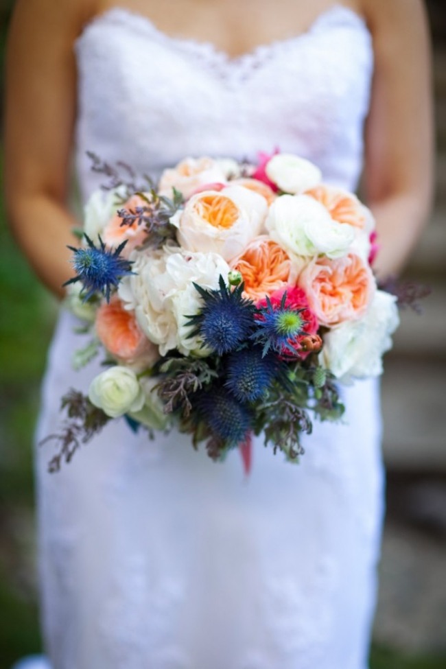 mehrfarbige-Blumensträuße-Ideen-elegant-Hochzeitsfloristik-Trends