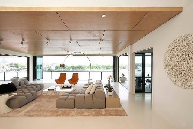 moderne-penthouse-wohnung-möbel-mid-century-modern-stil-halbverglast