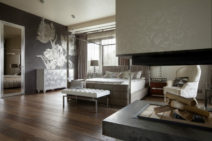modernes-schlafzimmer-farben-weisse-moebel-blumenwanddeko-doppelseitiger-kamin
