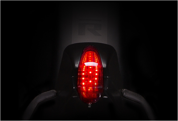 ronin-47-motorrad-magpul-led--stoplicht