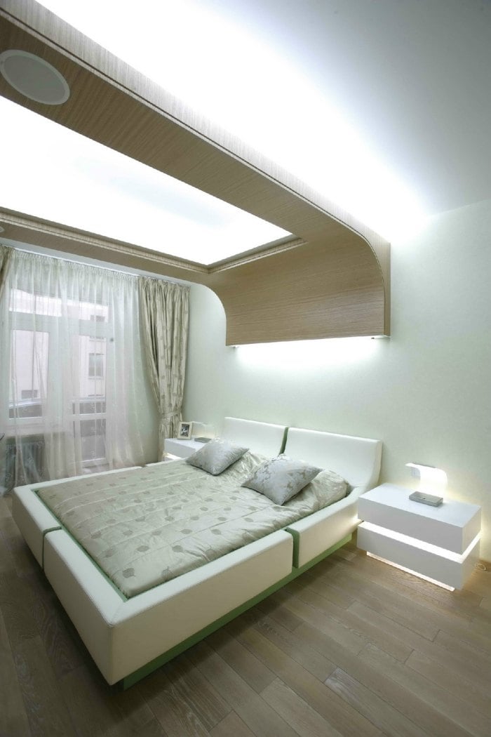 schlafzimmer-gestaltung-indirekte-beleuchtung-weiss-gruen-farben