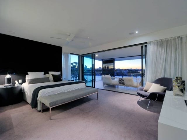 schlafzimmer-schwarz-weiß-teppichboden-grau-penthouse-design