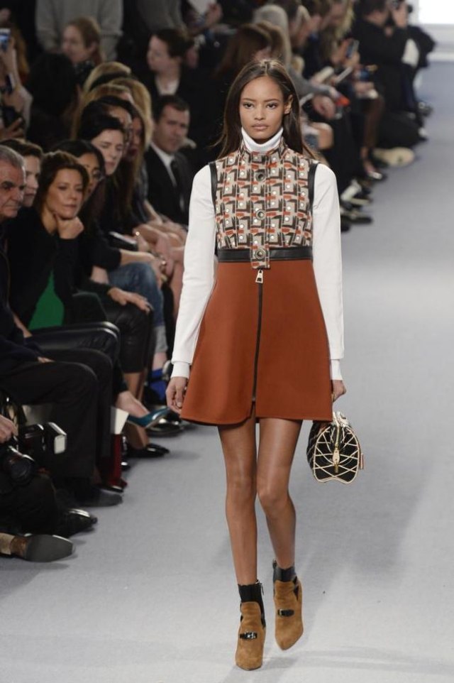 shiftkleid-60er-Jahre-Mode-Comeback-Stiefeletten-Louis-Vuitton-Modetrends-2014