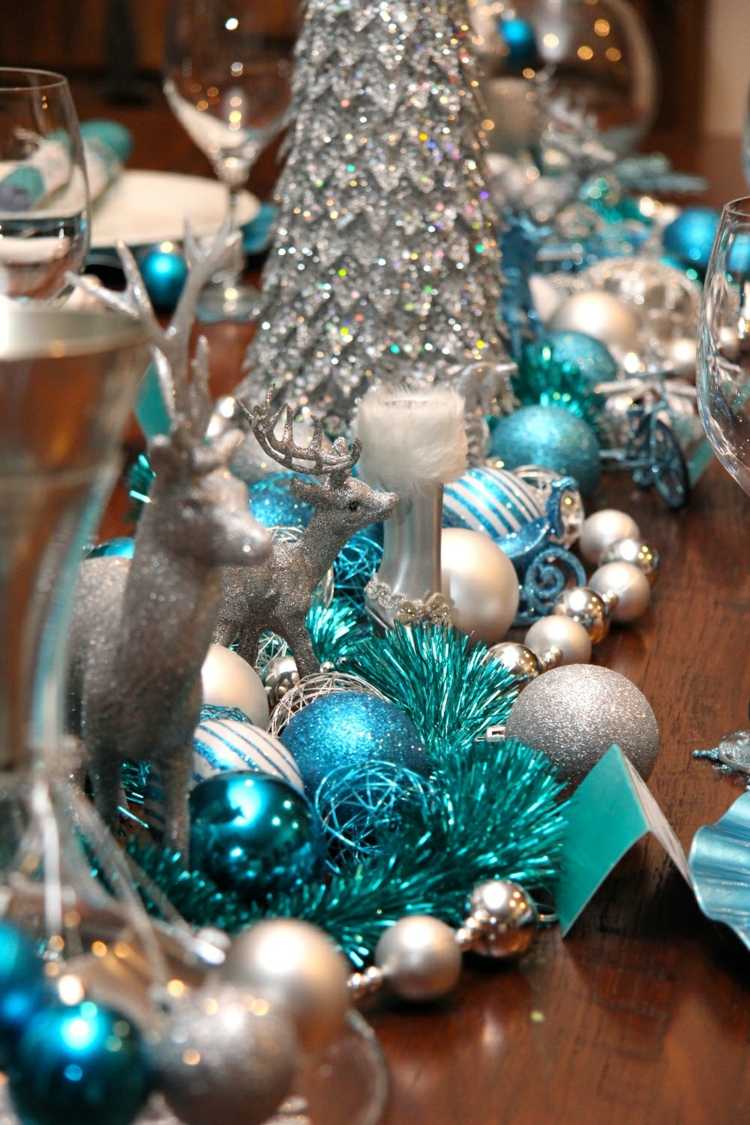 tischdekoration zu weihnachten hellblau silber tannenbaum rentier