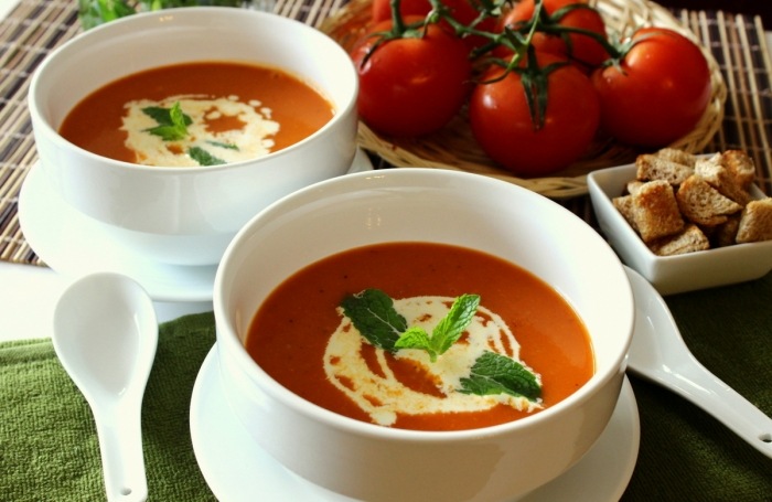 10 ganz besondere Rezeptideen für Tomatensuppe