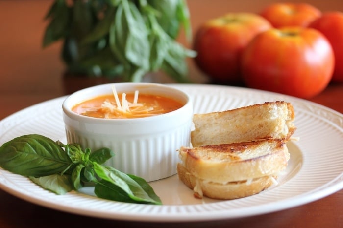 tomatensuppe rezept mit käse panini