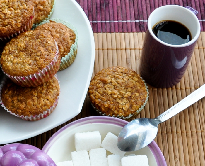 Muffins mit Banane und Müsli als gesundes &amp; leckeres Dessert