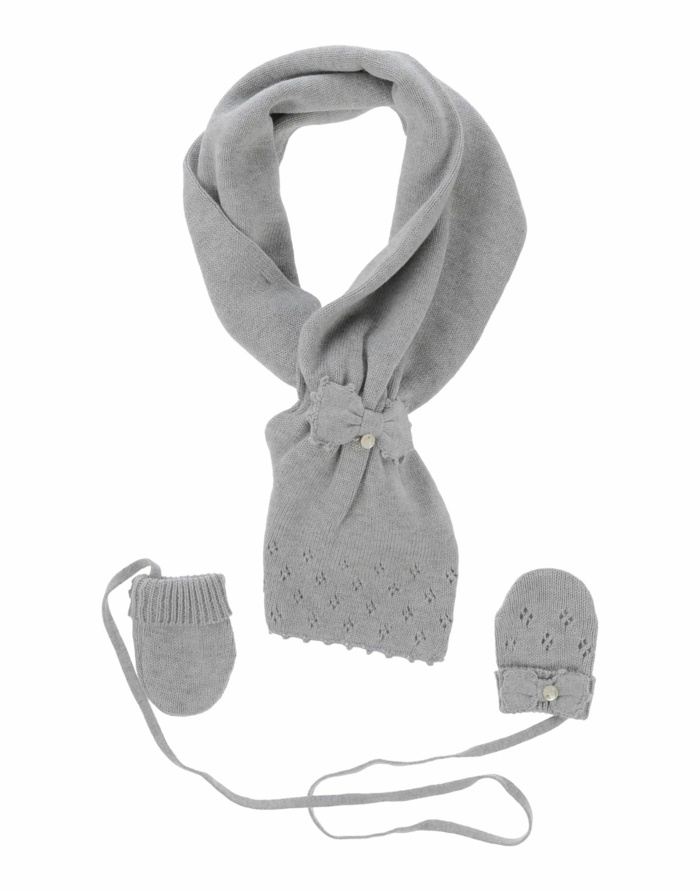 Baby Handschuhe Schal graue Farbe Wintermode Kleinkinder