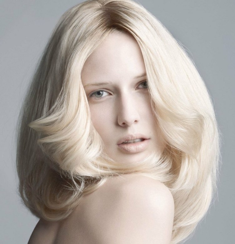 Blonde Haare Frisuren mehr Volumen dünne Haare