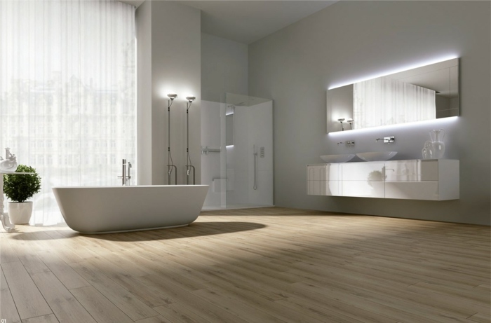 Boden-mit-Holz-Parkett-Badewanne-in-Weiß