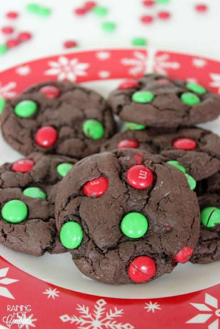 Cookies-mit-M&M-Schokolinsen