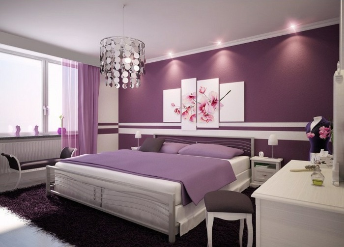 Flieder-Lila-Wanddeko-Orchideen-weißes-Schlafzimmer