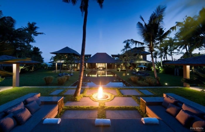 Garten-Haus-im-Bali-in-Cemagi