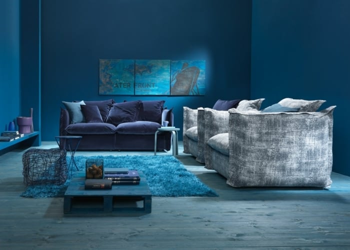 Knit-Sofa-in-dunkel-Blau-von-Enrico-Cesana