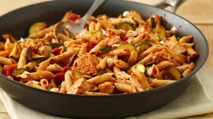 Rezepte mit Pasta - 18 schnelle Speisen mit Nudeln kochen