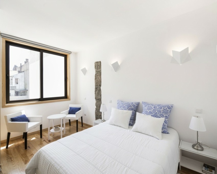 Schlafzimmer einrichten Ideen weiße Wände modern