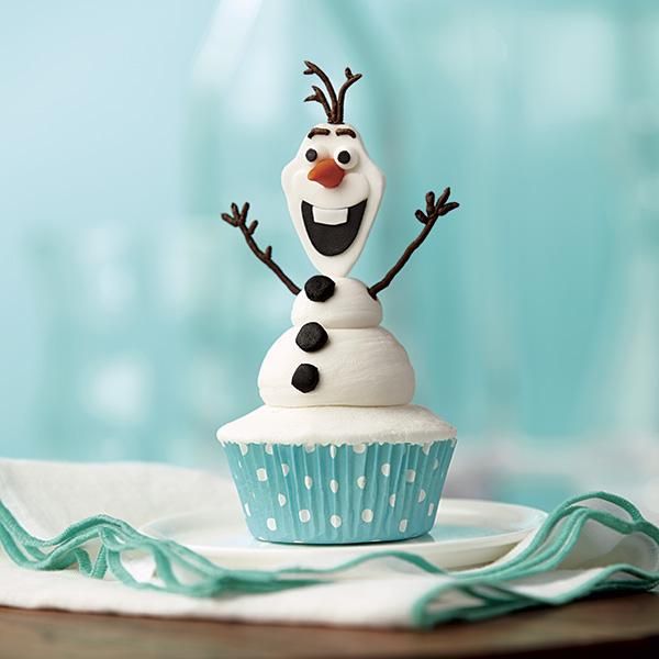 cupcakes-weihnachten-ideen-olaf-schneekoenigin-fondant