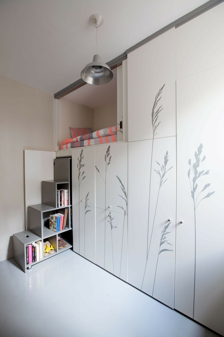 kleine Räume einrichten Ideen Holztreppe Hochbett