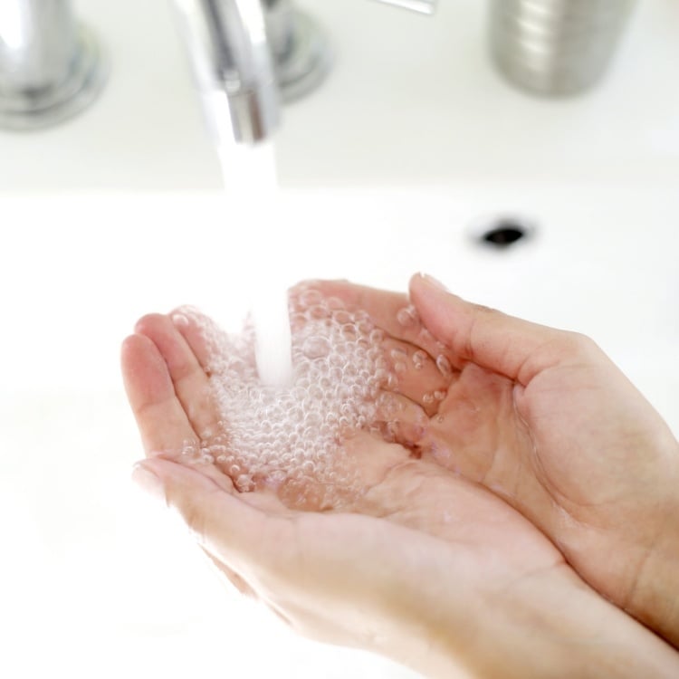 Magen-Darm-Grippe vermeiden-hande-regelmassig-waschen