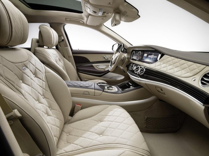 neuer-Mercedes-Maybach-S-600-Luxus-Interieur-chauffeur-bereich-Polsterung-Leder-Nappa