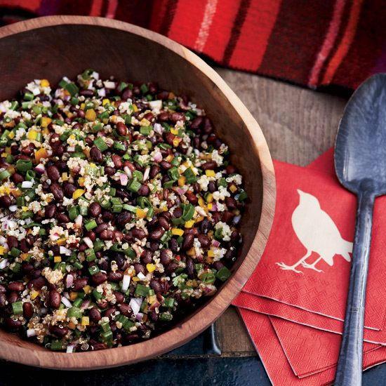 quinoa-salat-schwarze-bohnen-fruehlingszwiebel