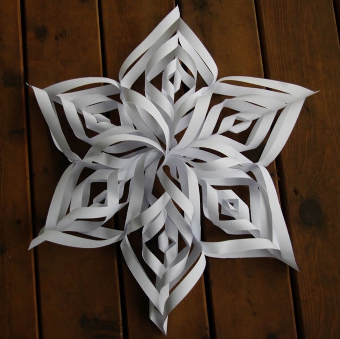 schneeflocke weihnachtsstern basteln papier dekoidee effektvoll 3d