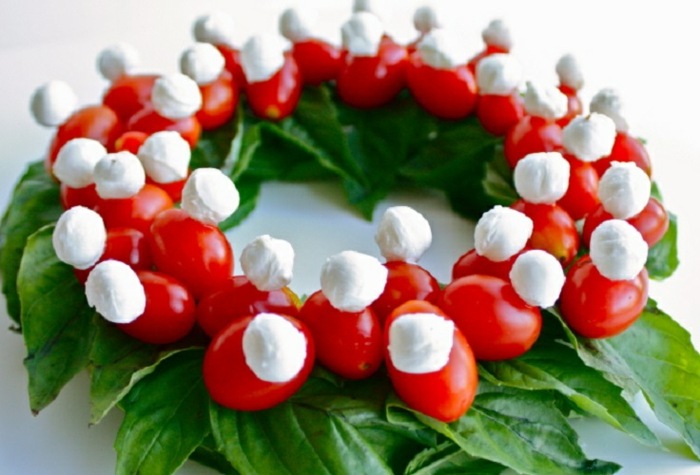 schnelle Vorspeisen Weihnachten Salat Cherry Tomaten Mozarella